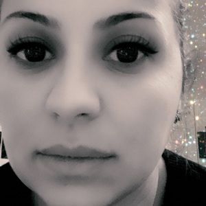 Meet your Posher, Bell